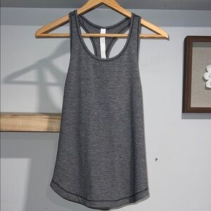 Lululemon Women’s Gray Racerback Tank Top